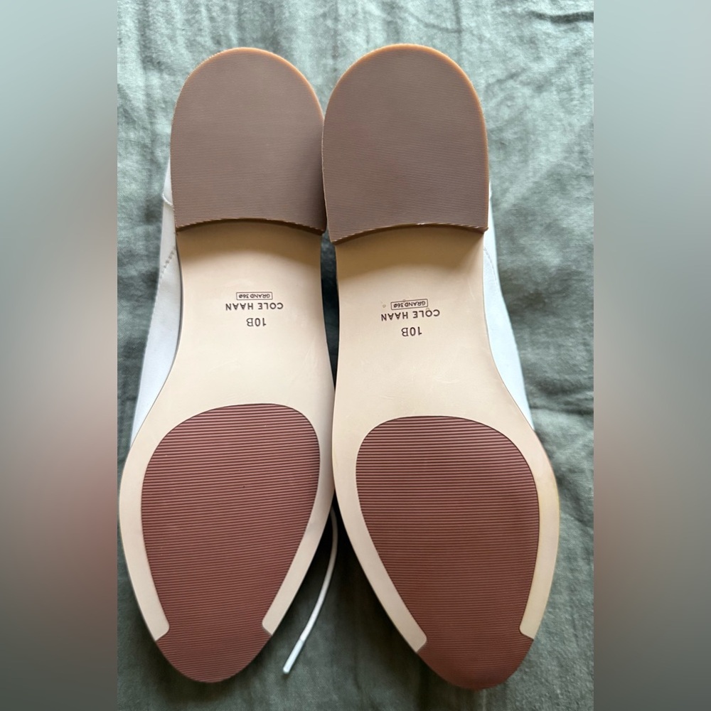 NEW COLE HAAN Cream Leather Lace-Up Oxfords Size 10 - Picture 2 of 2